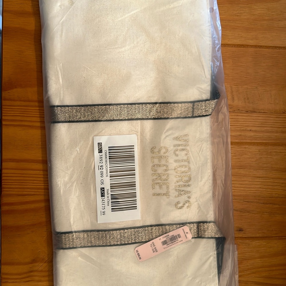 Victoria Secret Tote brand new!